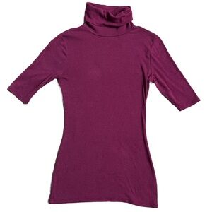 A NEW DAY BURGUNDY THREE QUATER LENGTH SLEEVE TURTLENECK TOP SIZE XS